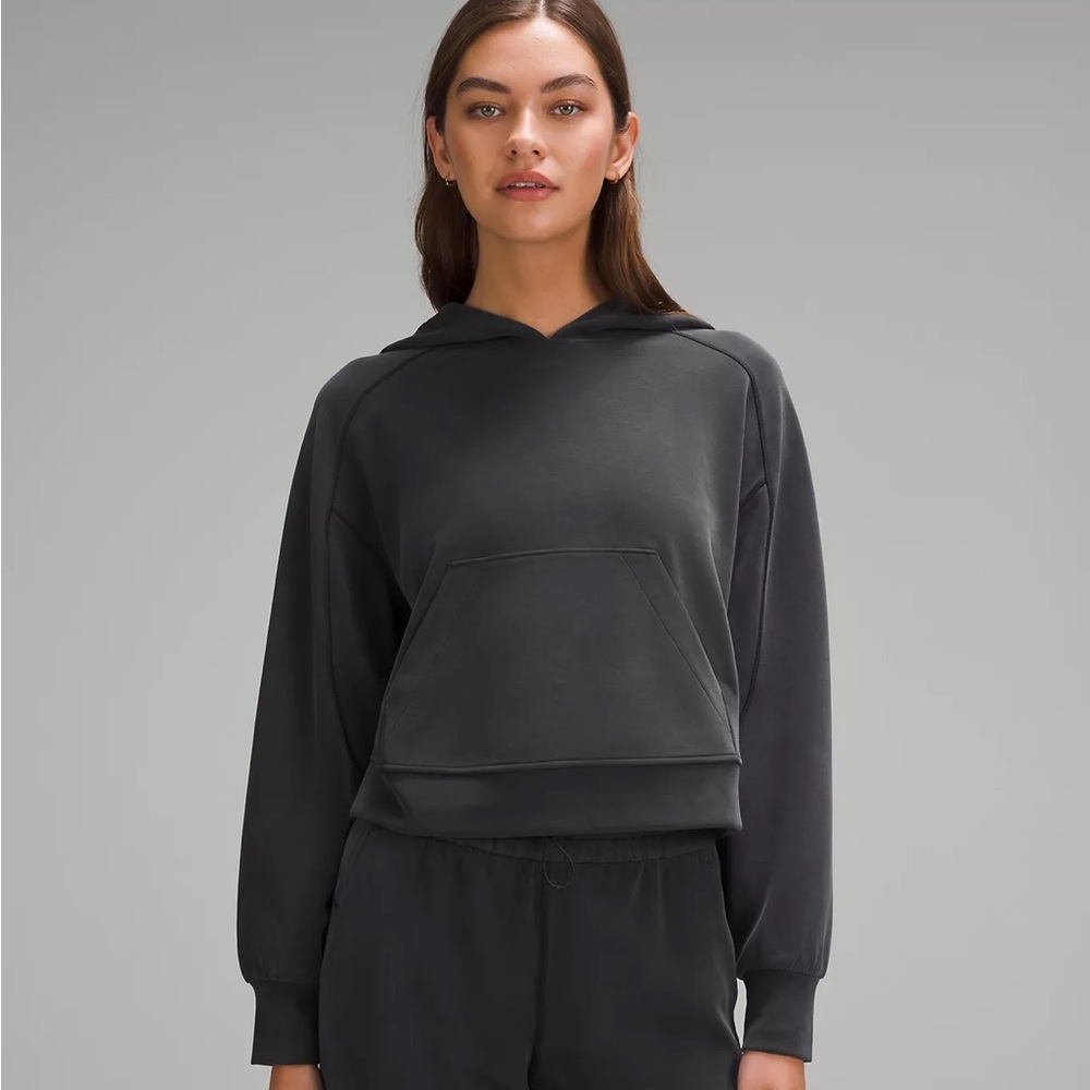 lululemon athletica charcoal gray cropped hoodie